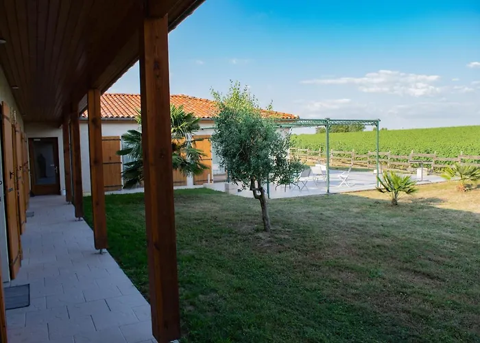 D'hotes Lempery Bed & Breakfast Puechoursi