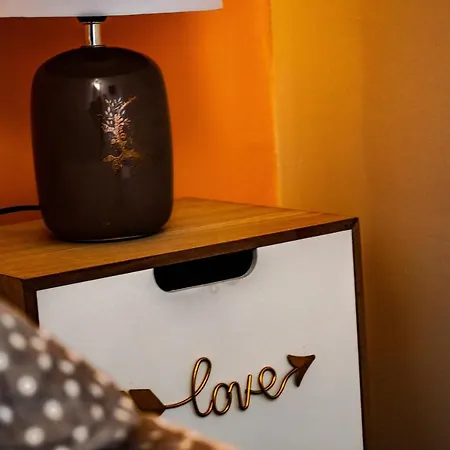D'hotes Lempery Bed & Breakfast *